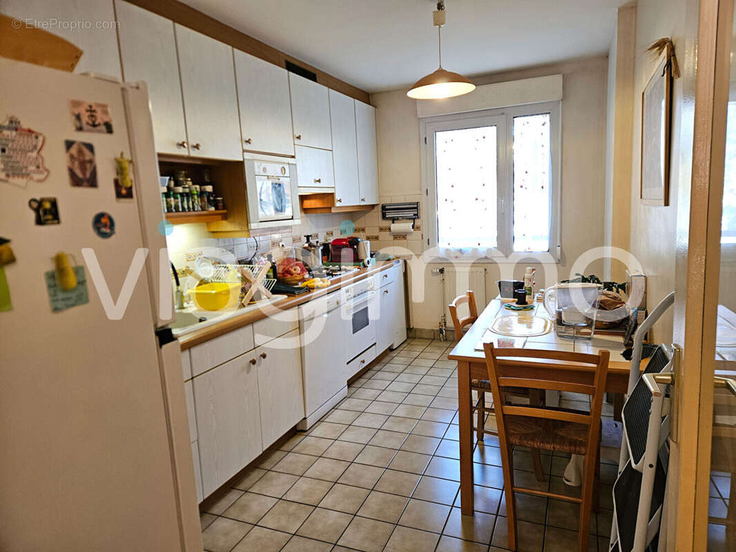 Appartement à LYON-8E
