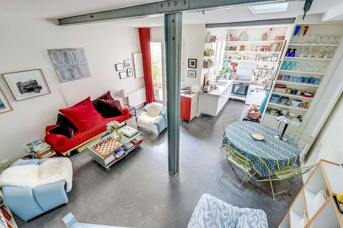 Appartement à PARIS-20E