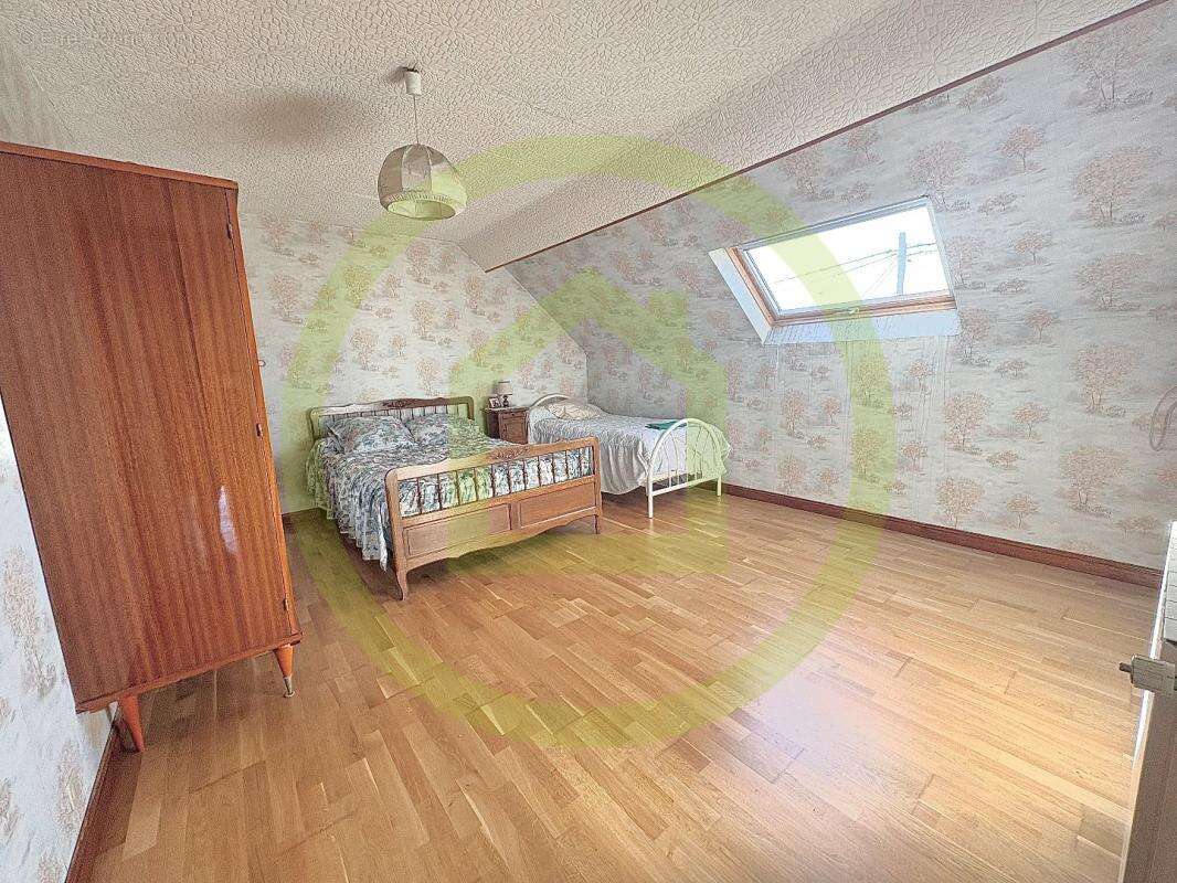 Maison à PONTAULT-COMBAULT