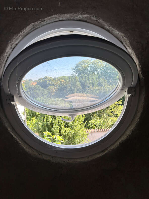 Maison à SAINT-JEAN-D'ANGELY