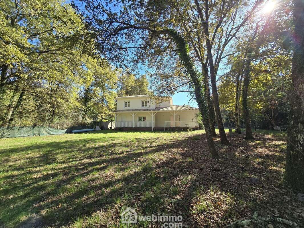 Appelez moi vite au 06 08 228 328 pour plus de renseignements! - Maison à LE PIAN-MEDOC