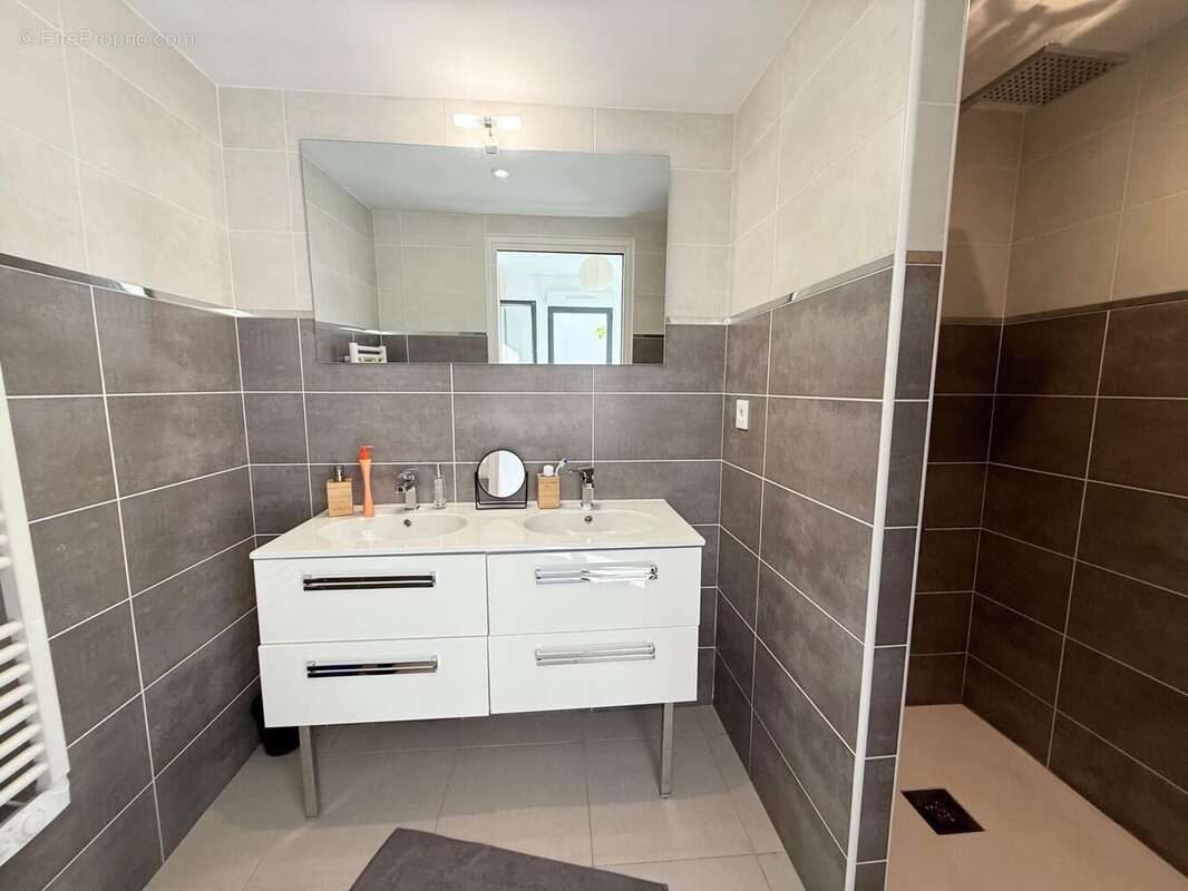 Photo 7 - Appartement à FREJUS