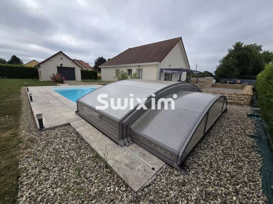 Maison à SAINT-GERMAIN-DU-BOIS