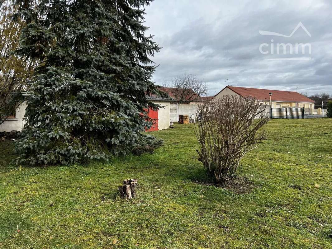 Maison à SAINT-AUBIN-SUR-LOIRE