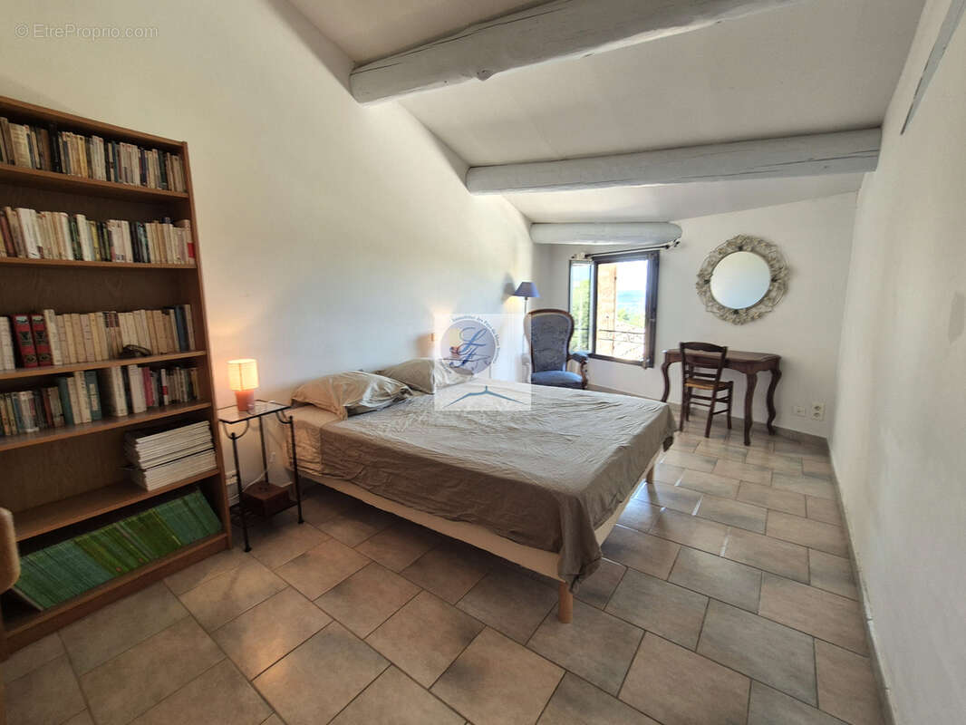 Bedoin, Mas 175m2 - 5 pièces -Terrain 3700m2, piscine - Vue exceptionnelle ! - photo 25