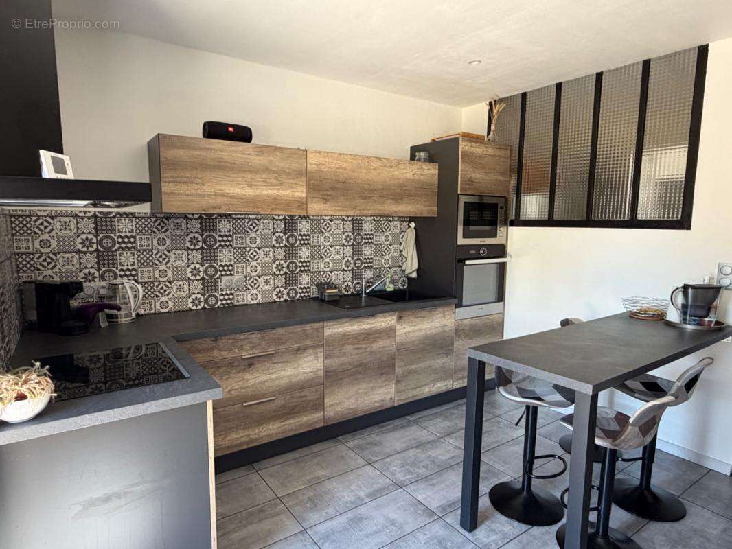 Maison de caractère - 7 chambres - photo 3