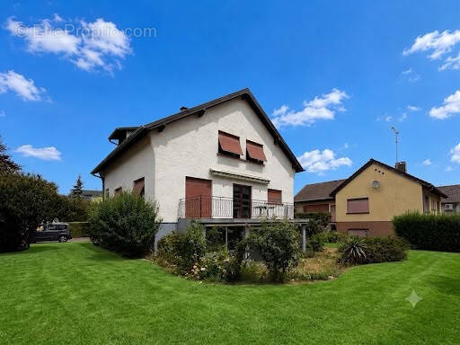 Une maison familiale aux multiples possibilités ! - photo 1