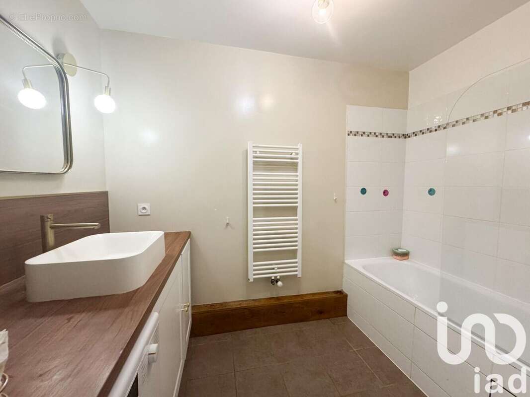 Photo 6 - Appartement à DEUIL-LA-BARRE