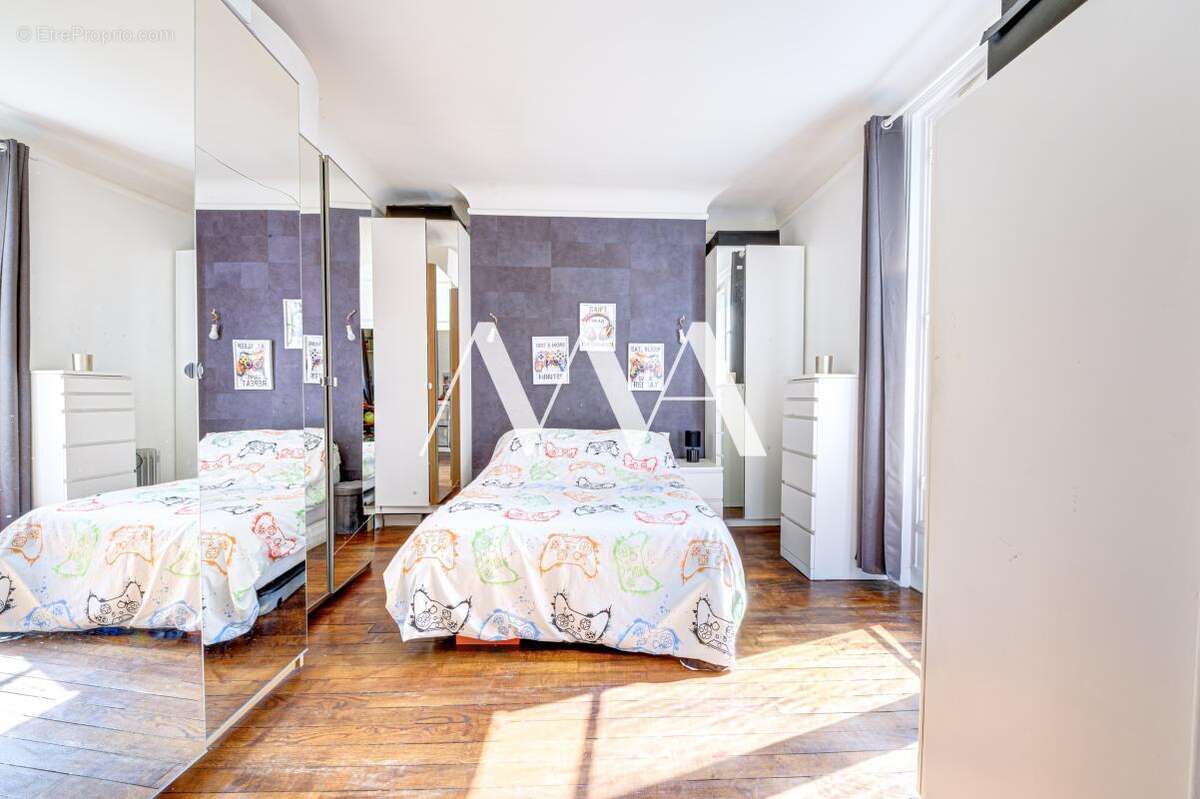 Appartement à NEUILLY-SUR-SEINE