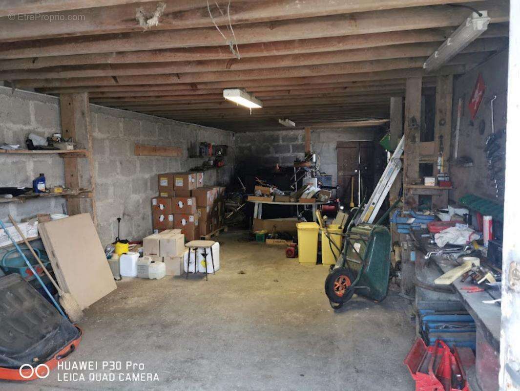 Maison à VILLEGOUGE