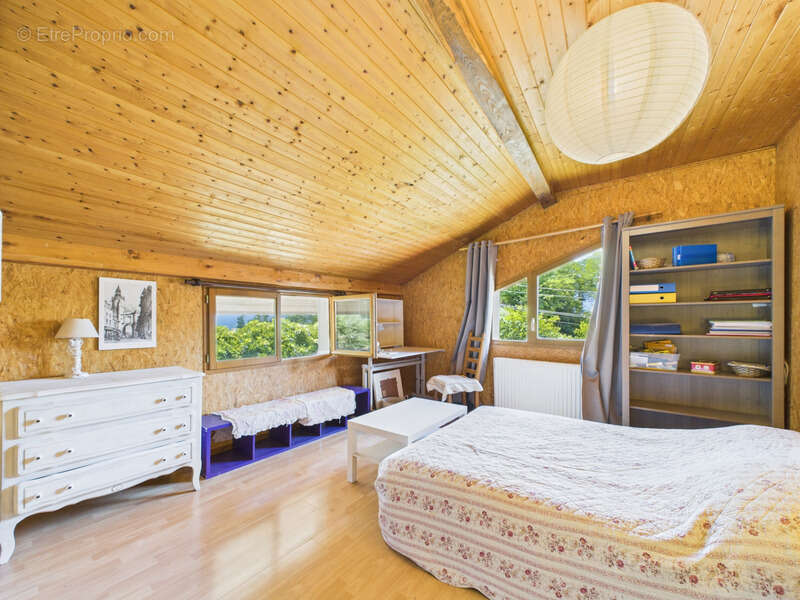 Maison à LES MOLLETTES