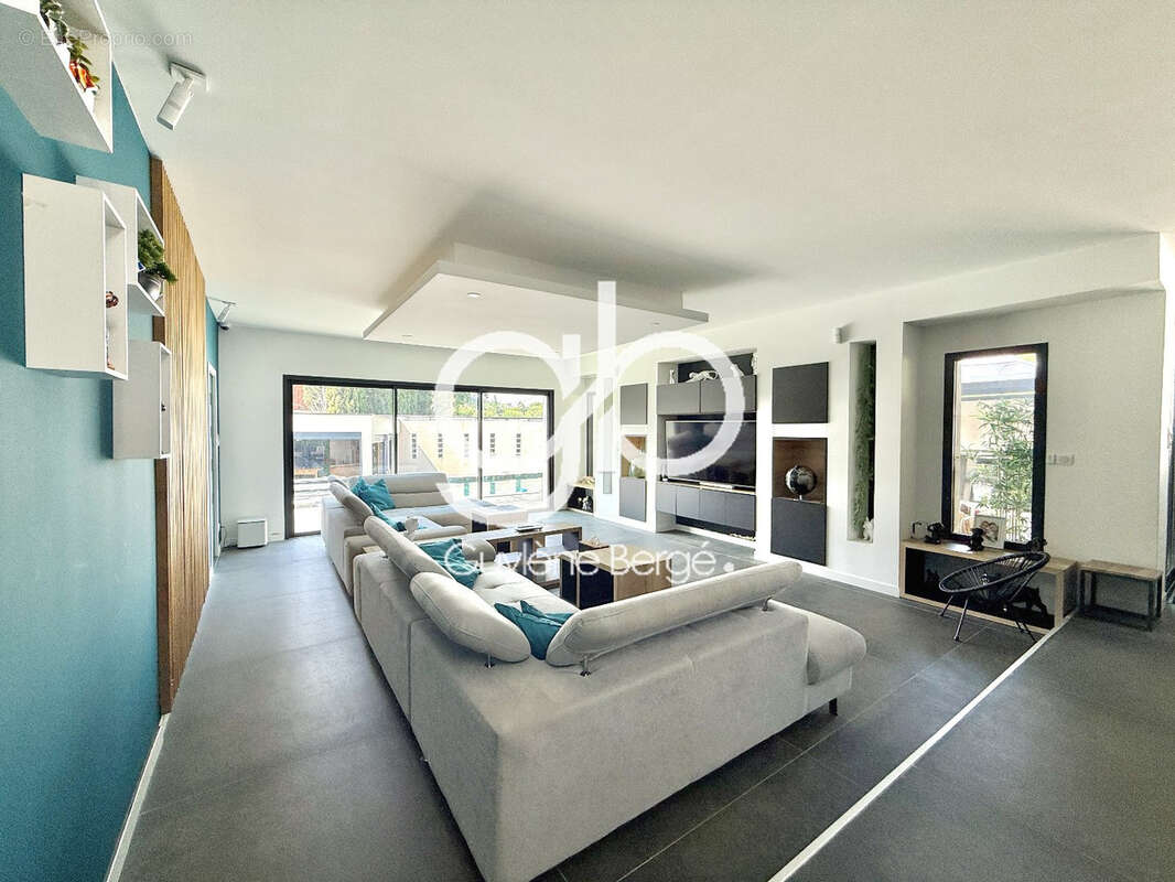 Maison à CASTELNAU-LE-LEZ