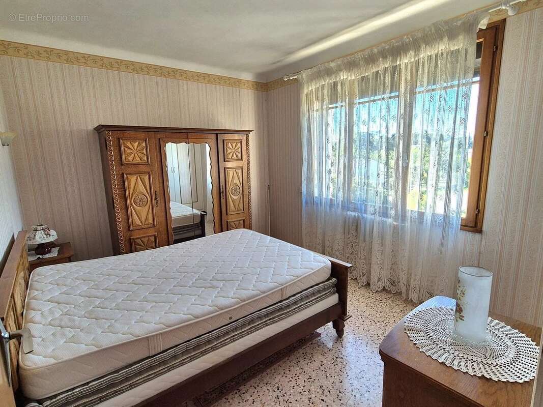 Maison à SAINT-PRIVAT-DES-VIEUX