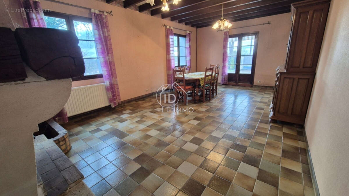 Maison à MONTPON-MENESTEROL