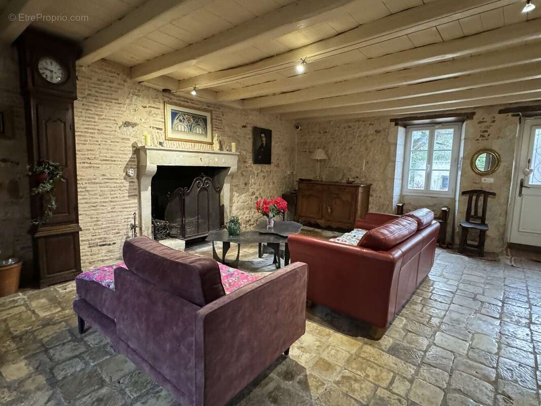 Maison à CIVAUX