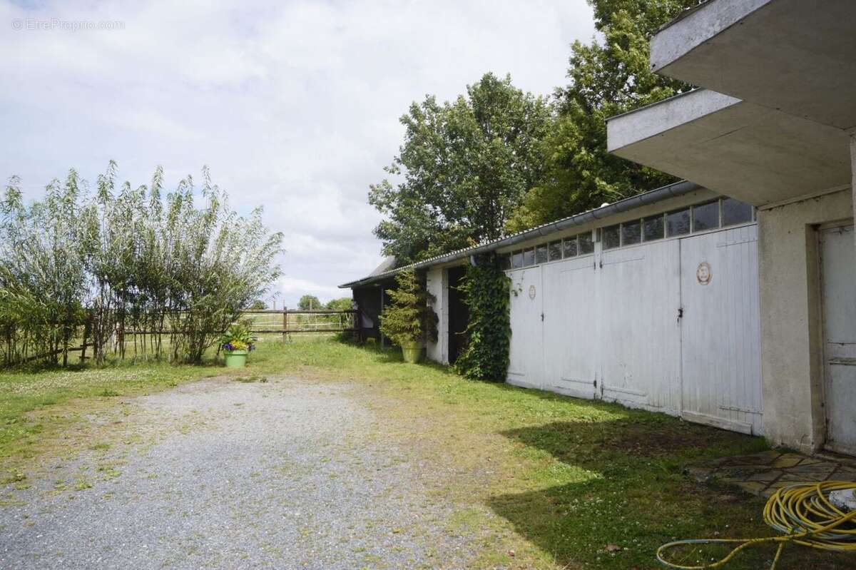 Maison à QUETTREVILLE-SUR-SIENNE