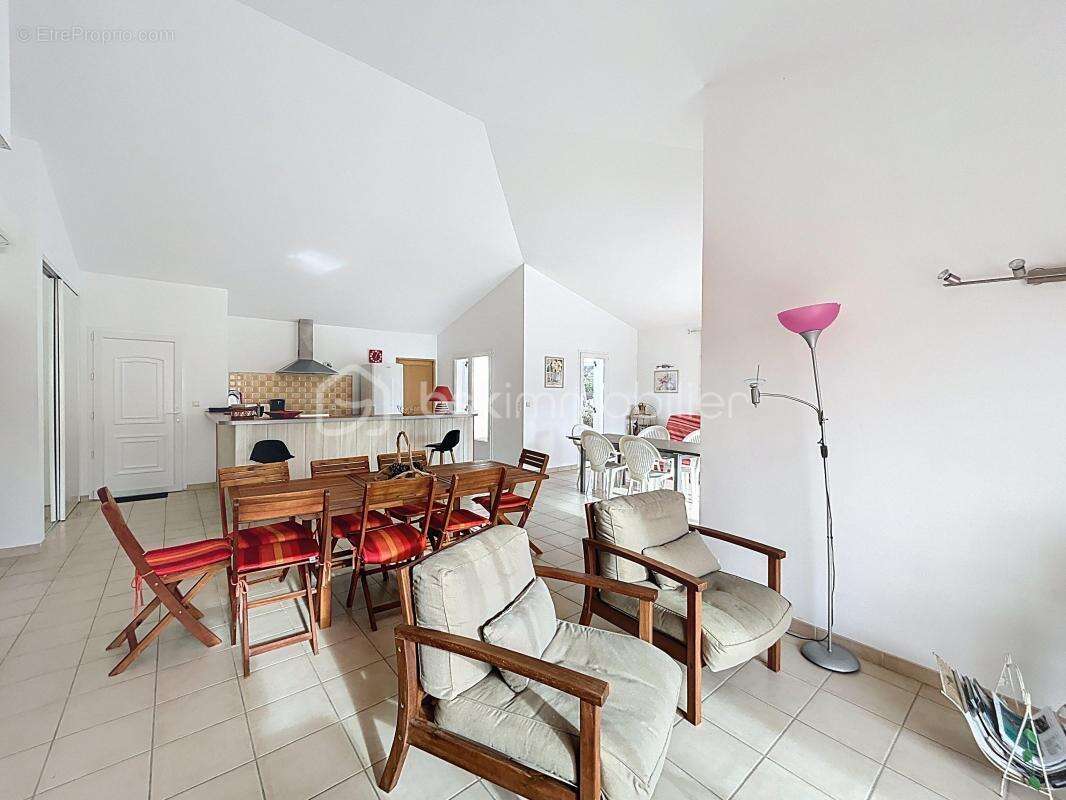 Albitreccia - Maison contemporaine de plain-pied à 50 m de la plage - photo 9