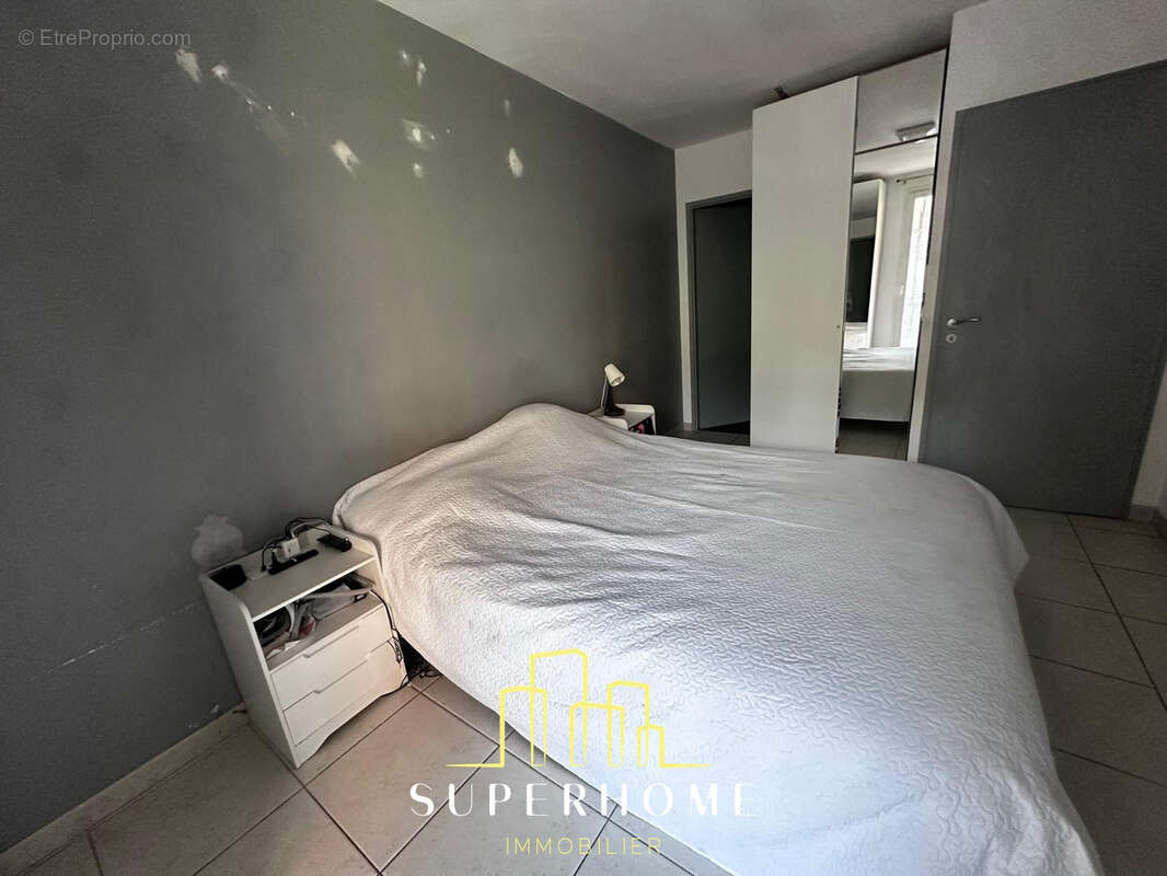 Appartement à MARSEILLE-8E