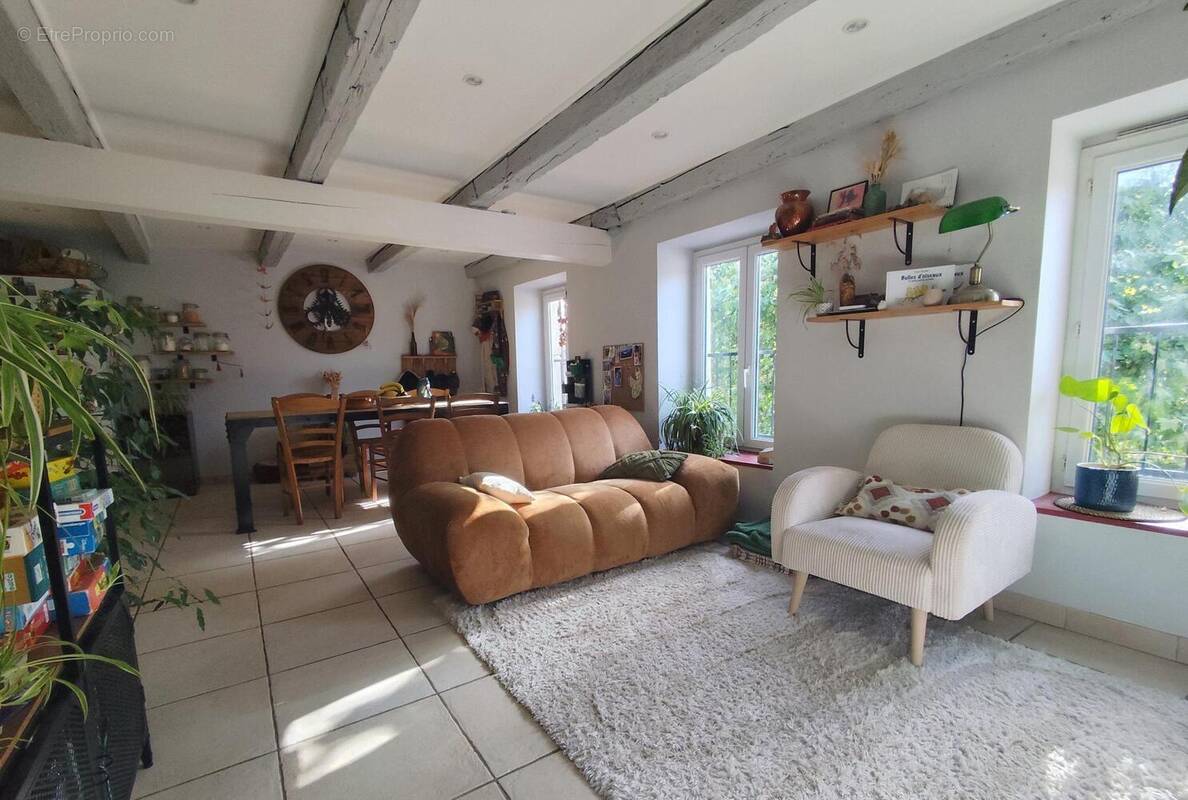 Photo 1 - Appartement à SOUCIEU-EN-JARREST