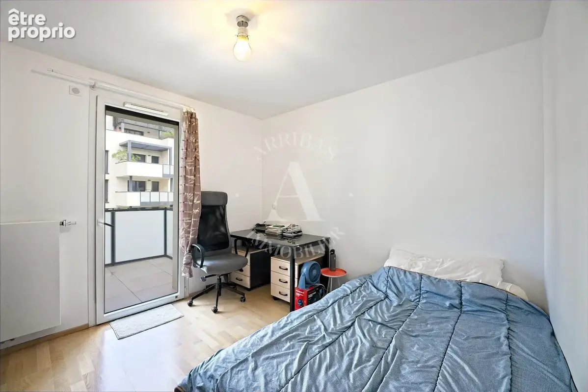 Appartement 4 pièces 84 m² à vendre à Ferney-Voltaire (01210) - photo 7