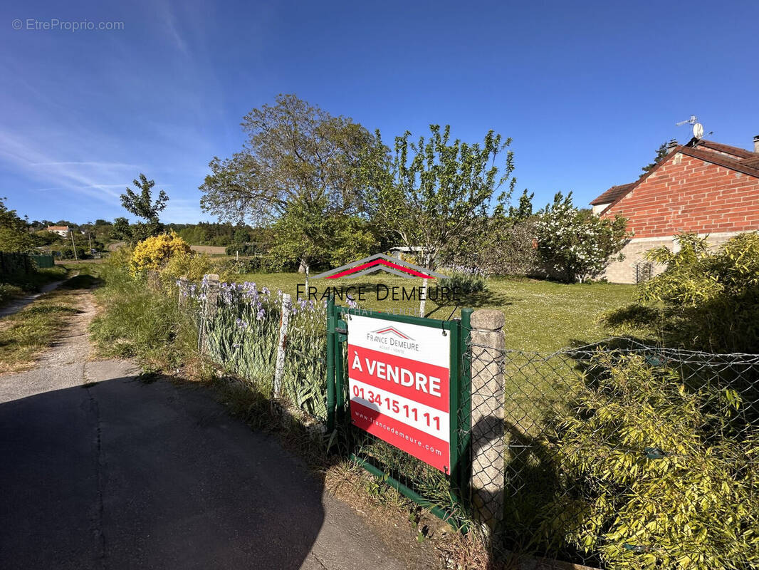 Terrain à CORMEILLES-EN-PARISIS