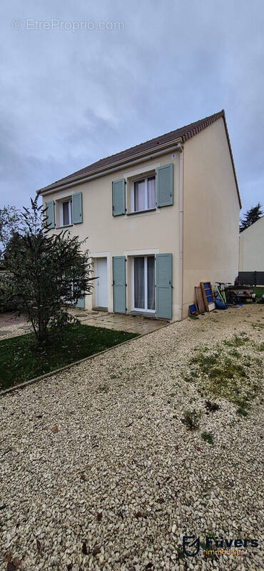 Maison à CHAMPCUEIL