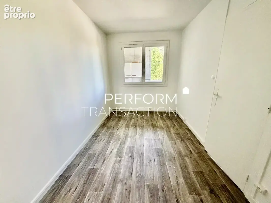 Grenoble-rue amable matussiere-t3 avec balcon couvert de 9m² - photo 7