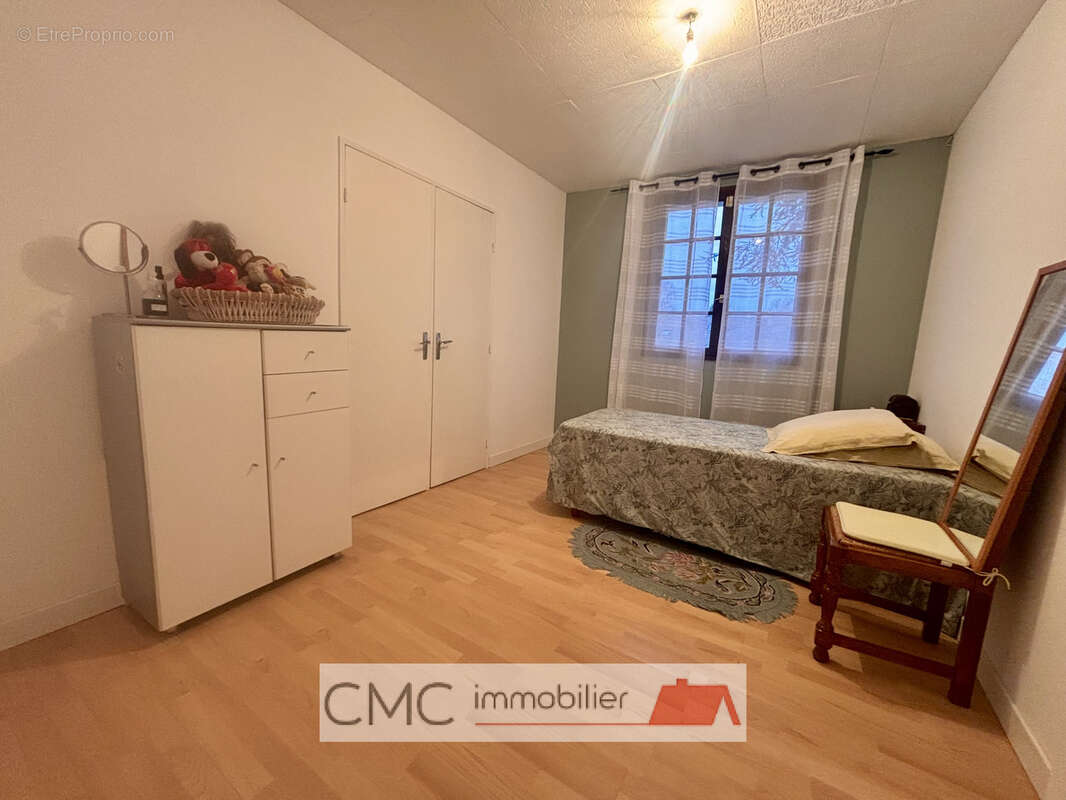 Maison 143 m² à Luisant  - photo 12
