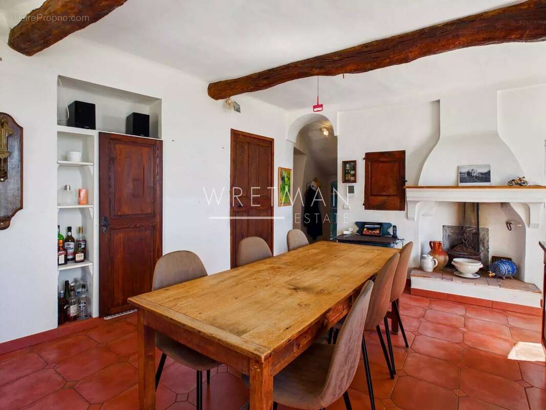 Maison à SEILLANS