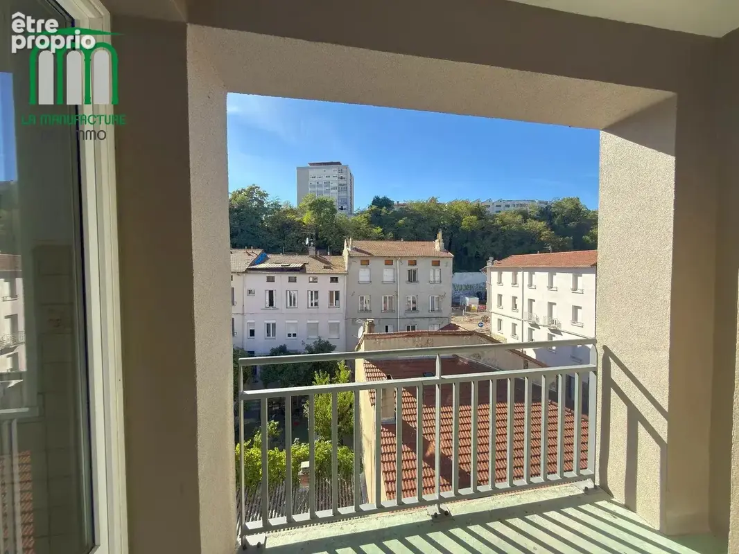 Appartement 3 pièces 56 m² à vendre à Saint-Etienne (42000) - photo 2