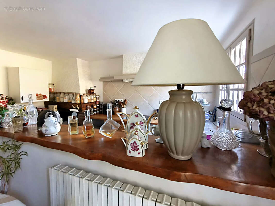 Maison à CHAMPCEVINEL