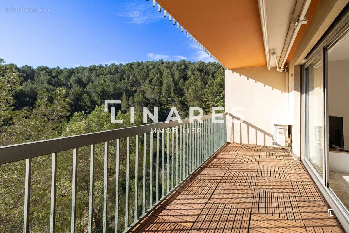 Appartement à MARSEILLE-9E