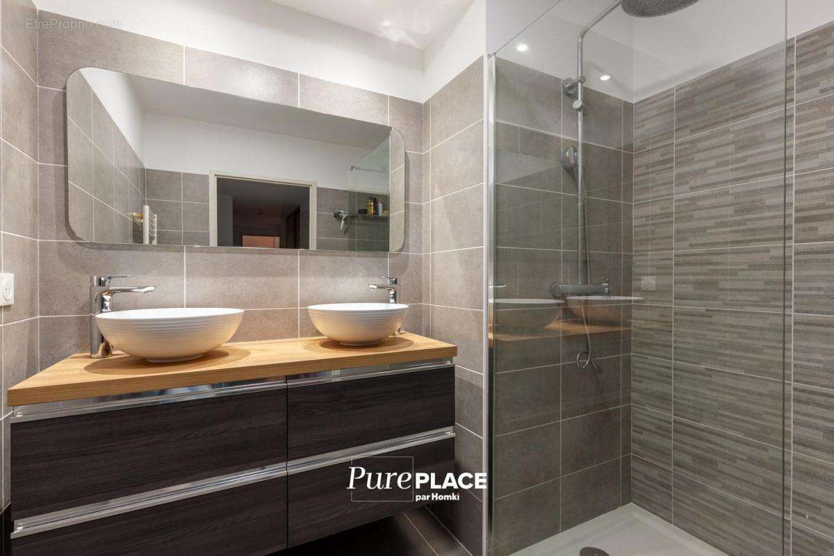 Appartement T3 de 70 m² à Aix-en-Provence 13090, Rue Micheline Paliard - photo 10