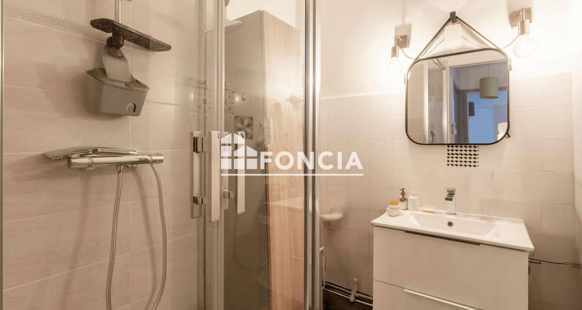 Appartement à CARRY-LE-ROUET