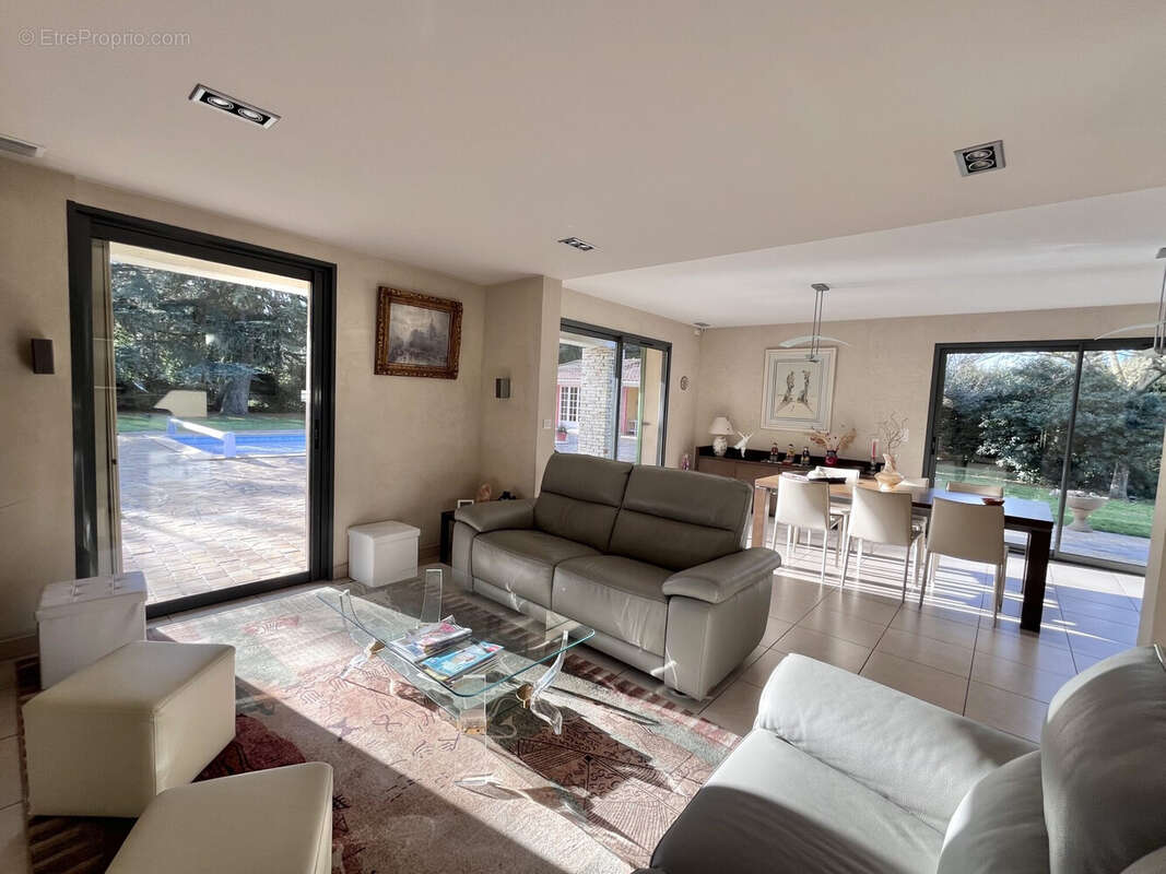 Maison à CAISSARGUES