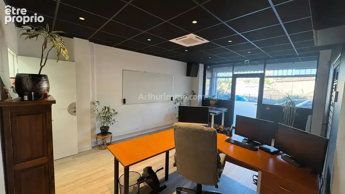 Vente Bureau-local Draguignan(83300) 178 500ï¿œ - photo 3