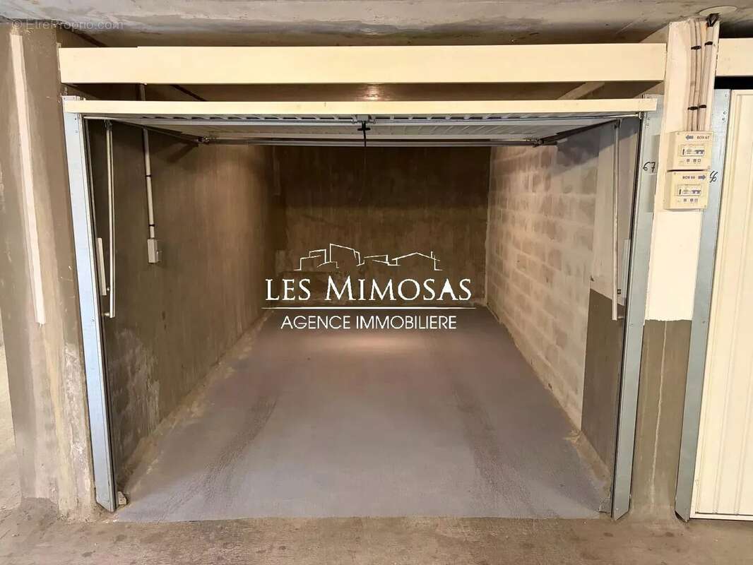 FREJUS-PLAGE, Appartement 2 pièces de 48m² avec garage - photo 8