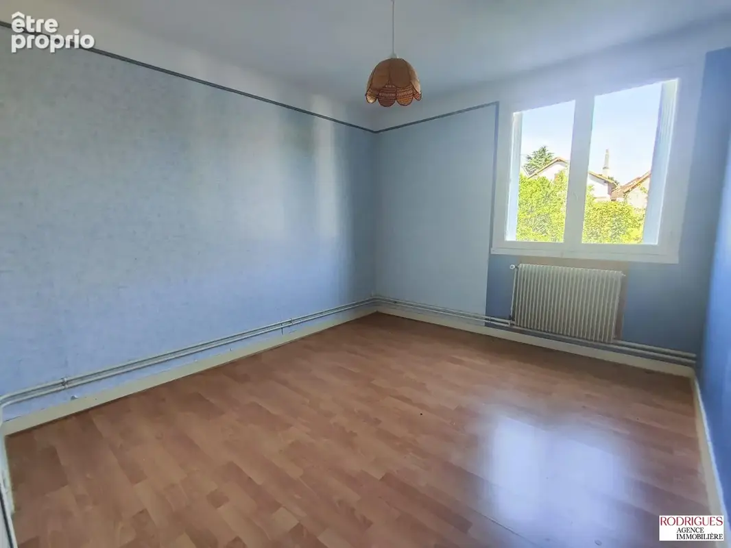 Appartement 81 m² à Poitiers  - photo 3