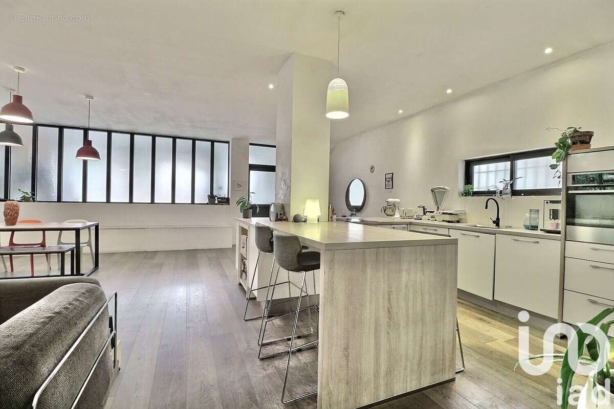 Photo 2 - Commerce à LA CIOTAT