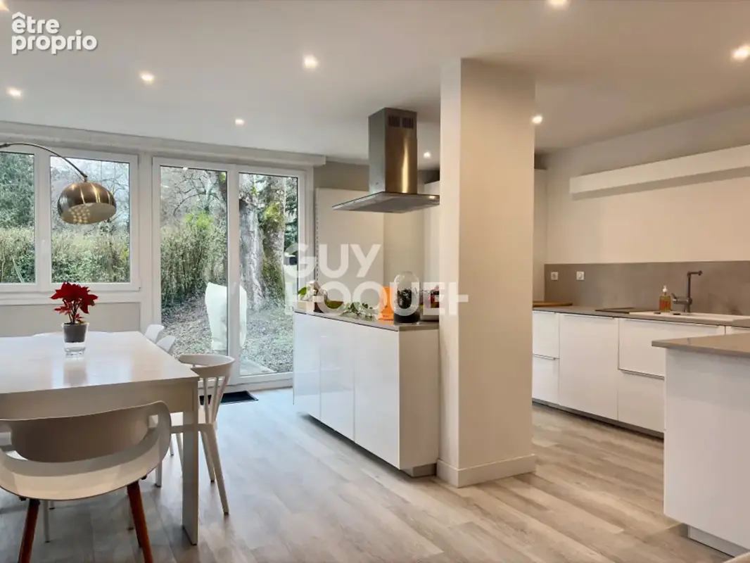 Appartement à ETIOLLES