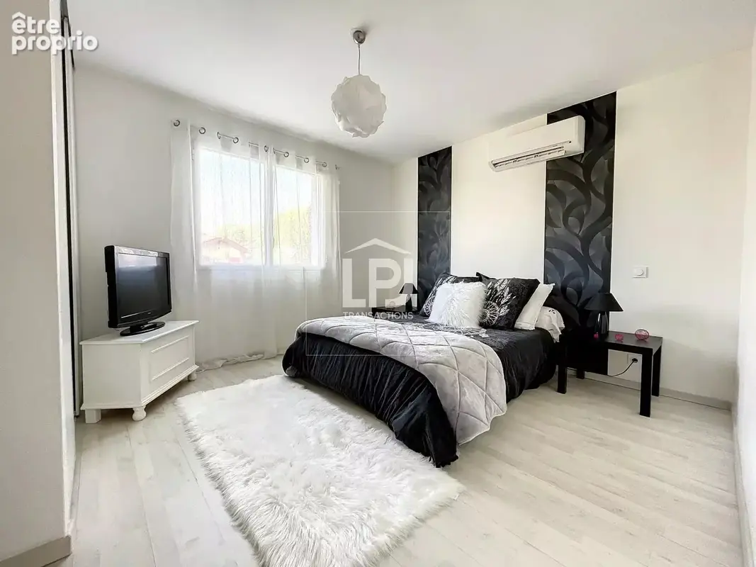 Maison 6 pièces de 171 m² sur une parcelle de 1 000 m² - vue Pyrénées - photo 4