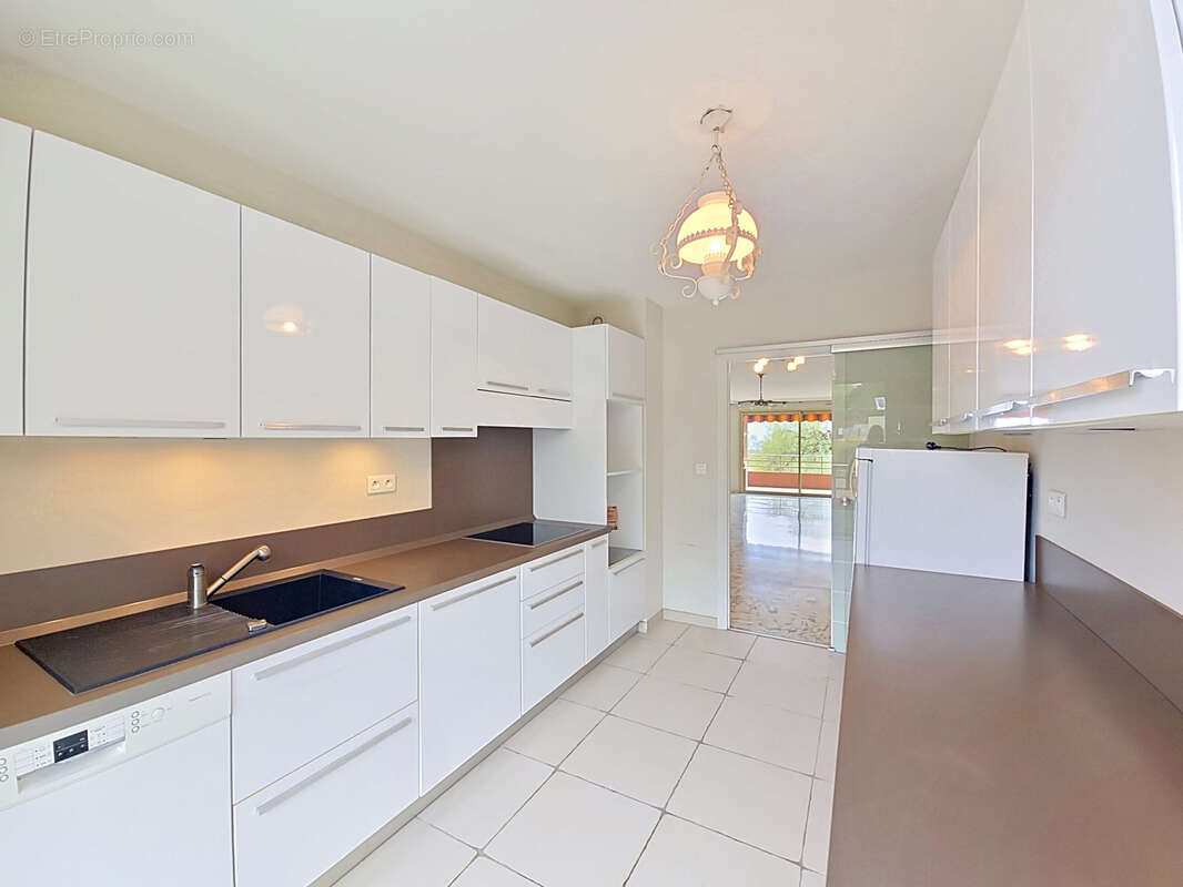 Appartement à VENCE