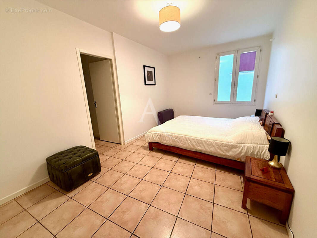 Appartement à MEZE