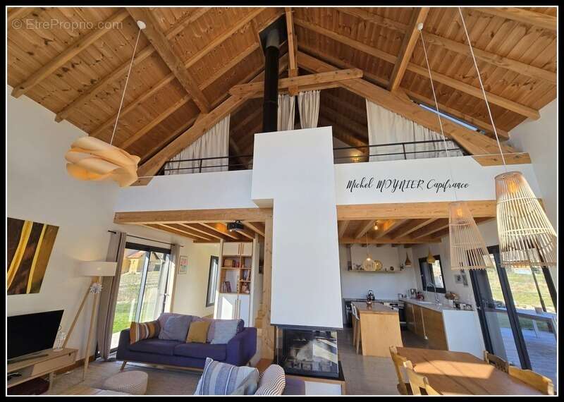 Chalet d’architecture avec vue lac, volumes rares et DPE B - Rare à la vente - photo 56