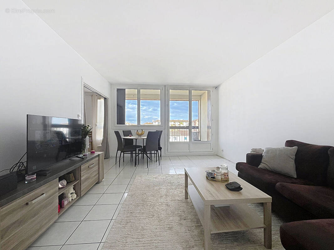 Appartement à ARLES