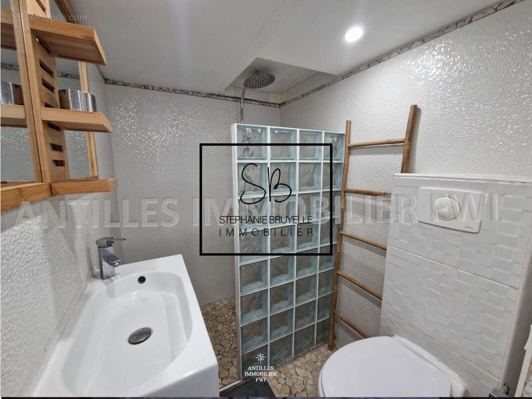 Appartement à LES TROIS-ILETS