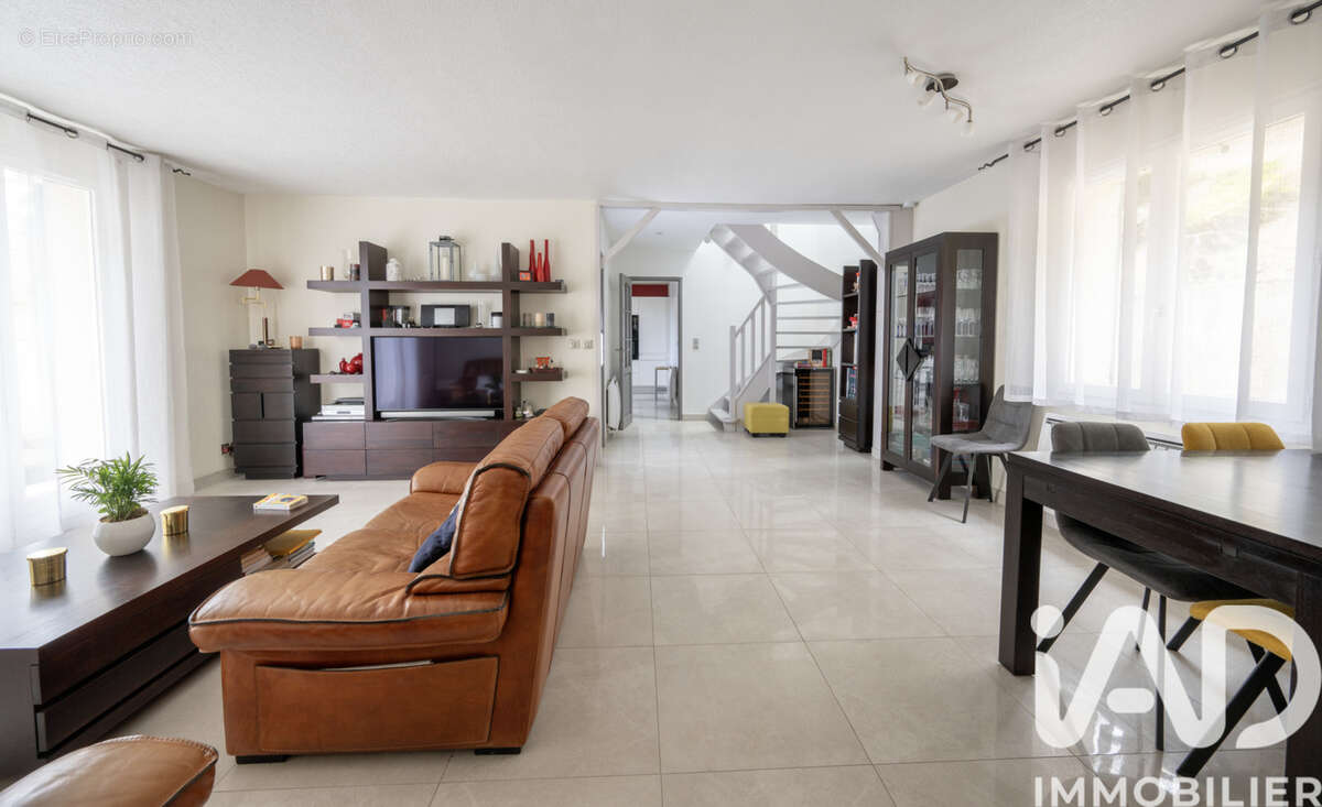 Photo 3 - Maison à VILLENOY