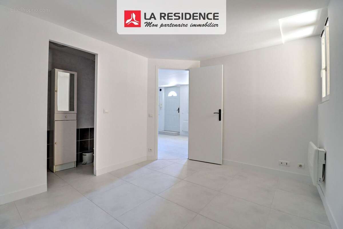 Appartement 40 m² à Ecquevilly  - photo 7