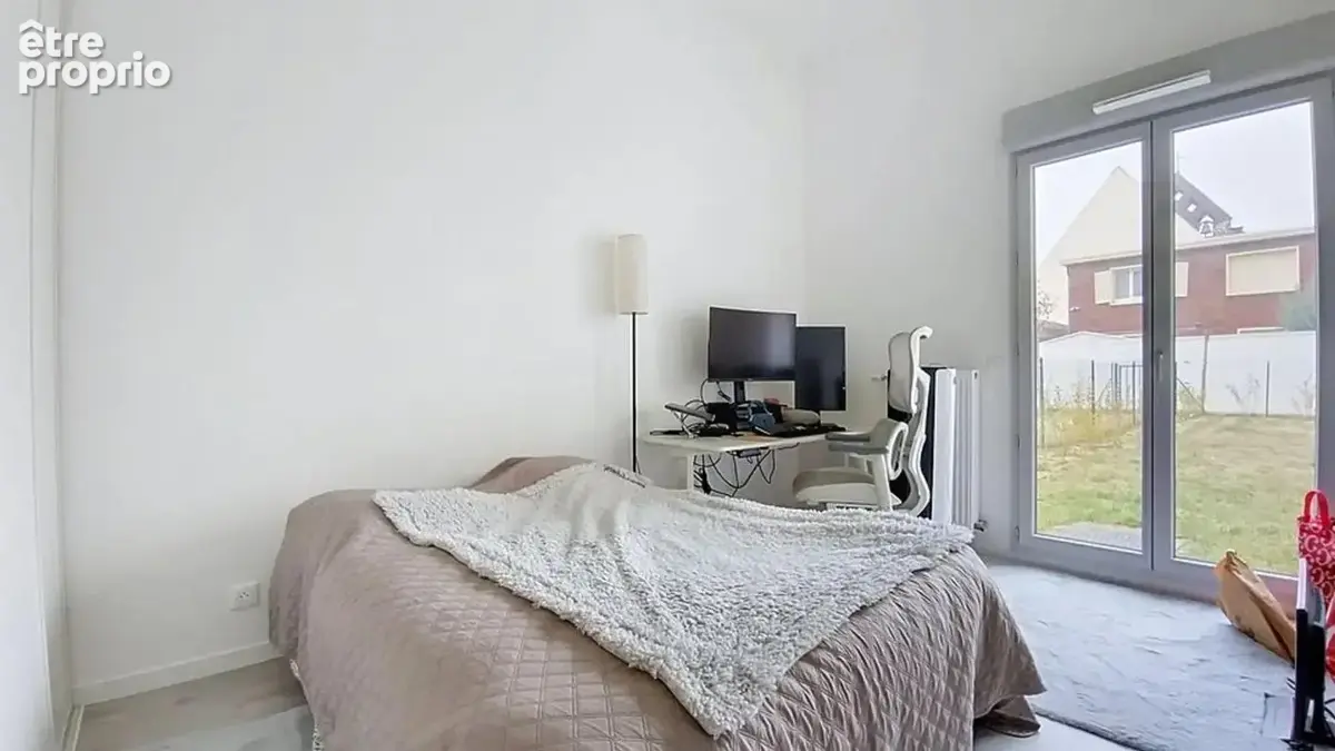Appartement 2 pièces de 45 m² situé au centre ville de Bezons - photo 4