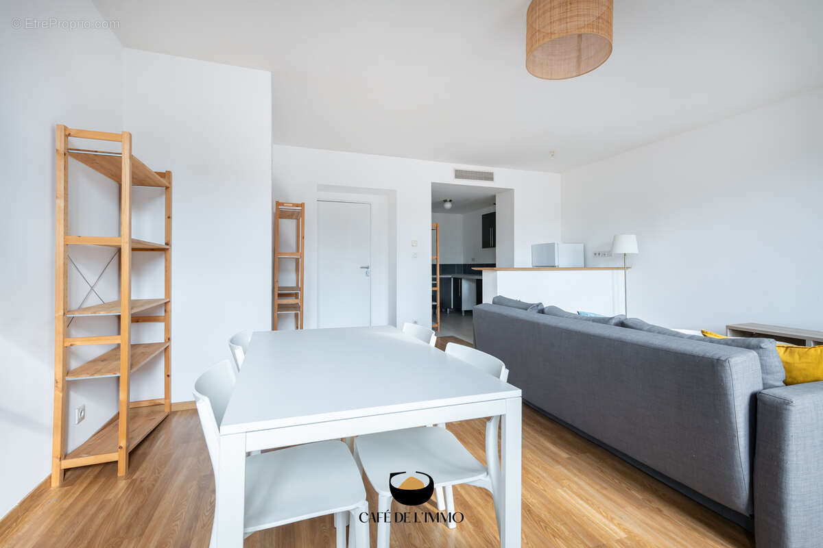 Appartement à MARSEILLE-2E
